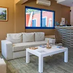 Vliho Bay Boutique Hotel Yénion