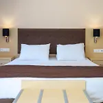 Vliho Bay Boutique 3*