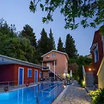 Vliho Bay Boutique Hotel 3*