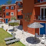 Vliho Bay Boutique 3*