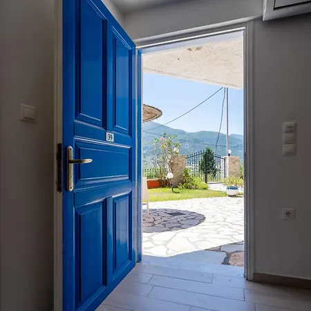 מלון Vliho Bay Boutique 3*