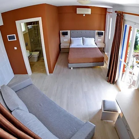 فندق Vliho Bay Boutique 3*