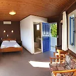 Vliho Bay Boutique Jéni