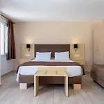 Vliho Bay Boutique 3*
