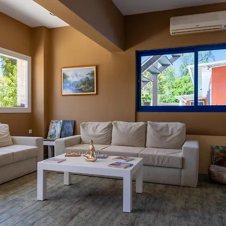 Vliho Bay Boutique Hotel 3*