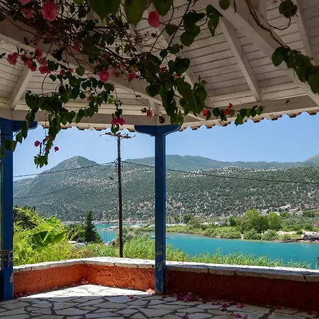 Vliho Bay Boutique Hotel