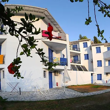 Vliho Bay Boutique 3*