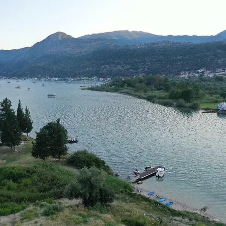 Vliho Bay Boutique Hotel